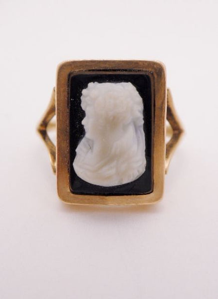 14k Rose Gold Victorian Cameo Ring